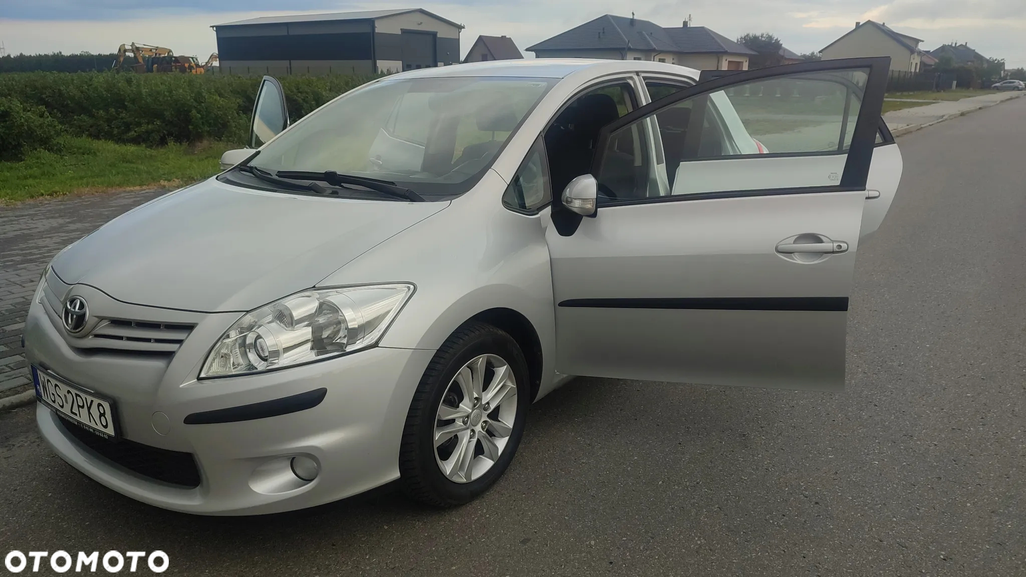 Toyota Auris 1.6 Luna - 14