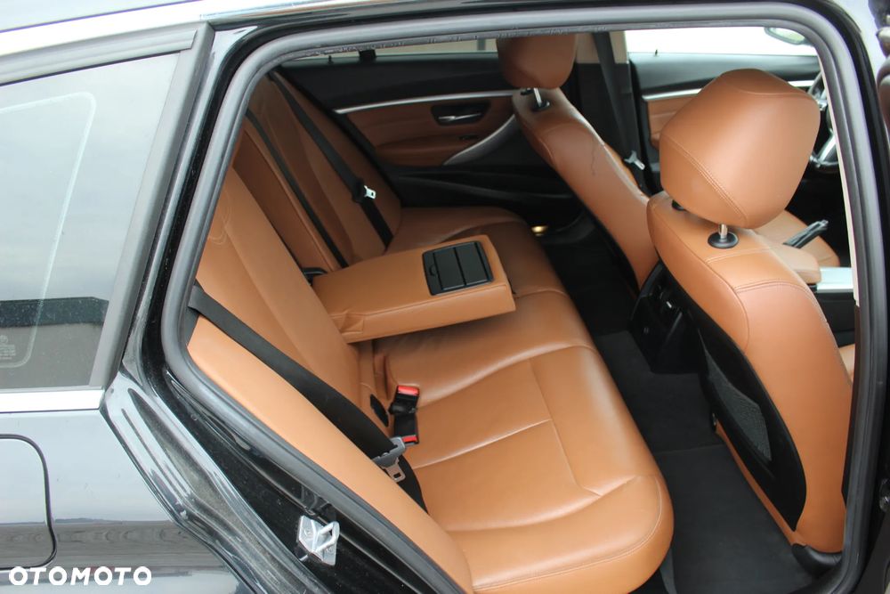 BMW Seria 3 316d Luxury Line - 15