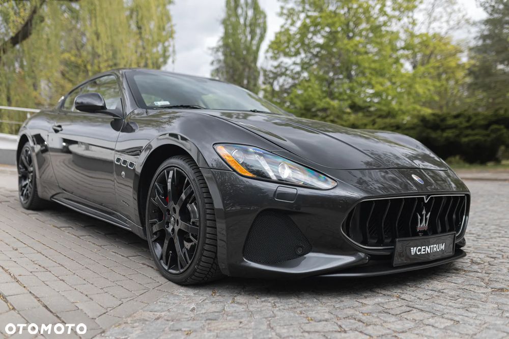 Maserati GranTurismo S - 8