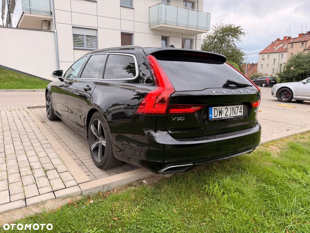 Volvo V90 D5 AWD R-Design - 5