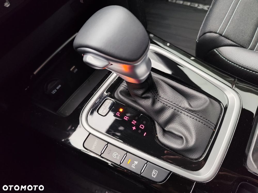 Kia XCeed 1.6 T-GDI Tribute DCT - 21