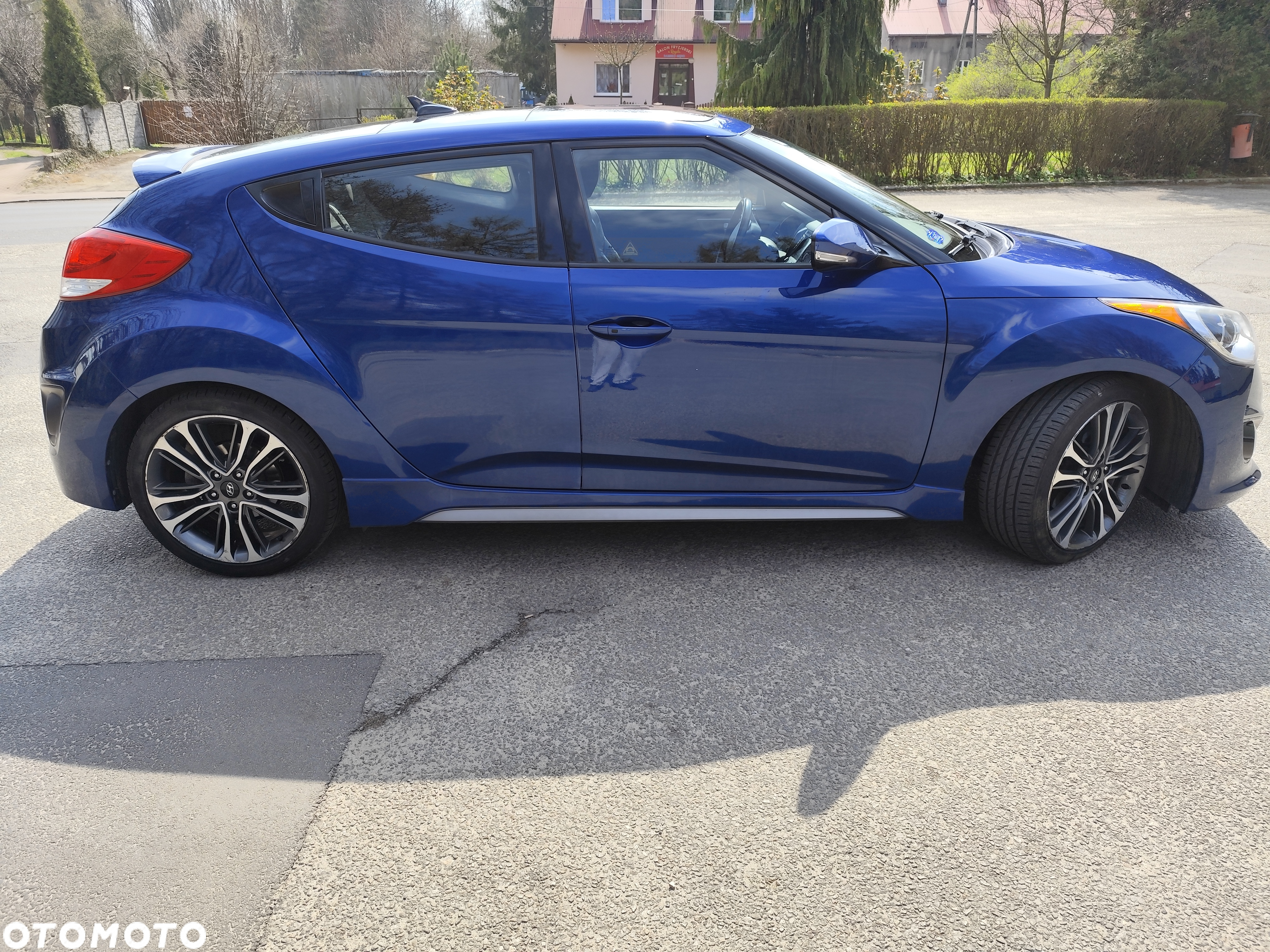 Hyundai Veloster - 8