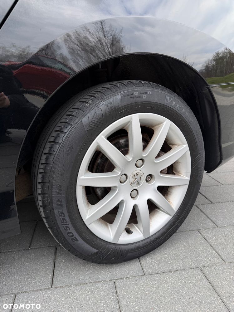 Peugeot 308 1.6 Trendy Navtech - 25