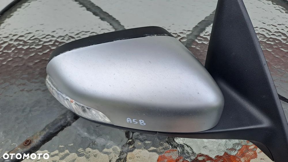 VOLVO S40 V50 LIFT 07-12 LUSTERKO PRAWE 6-PIN EU - 6