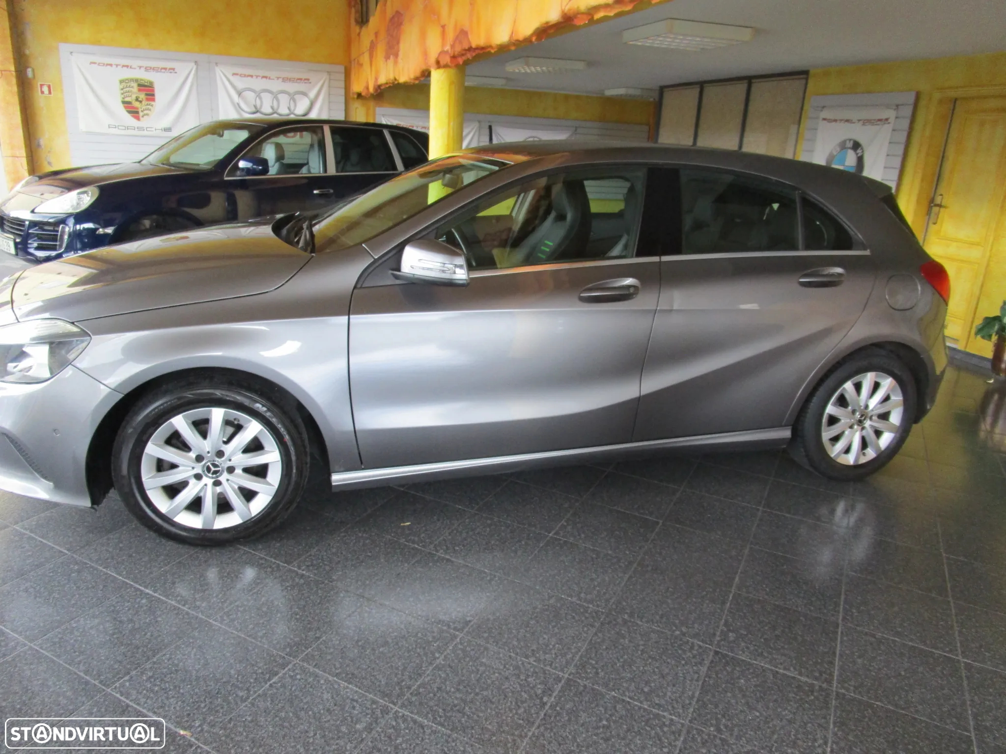 Mercedes-Benz A 160 d Urban - 9