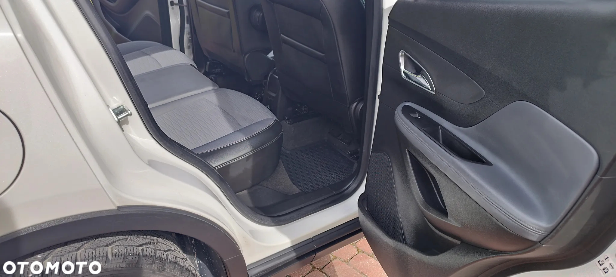 Opel Mokka 1.6 CDTI Cosmo S&S - 14
