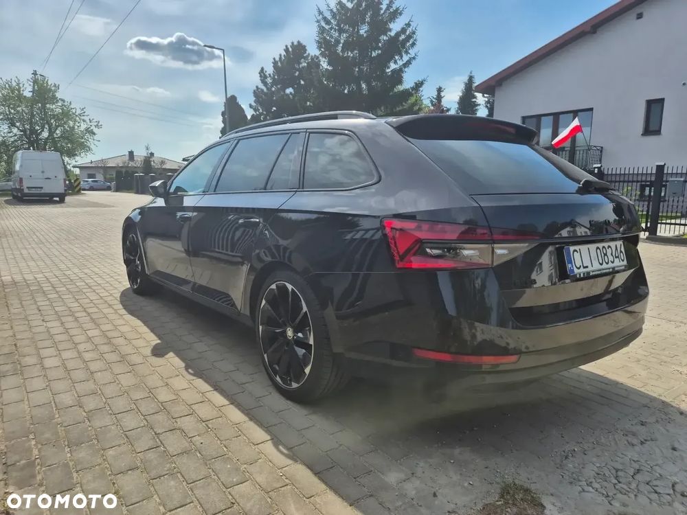 Skoda Superb 2.0 TDI DSG Sportline - 6