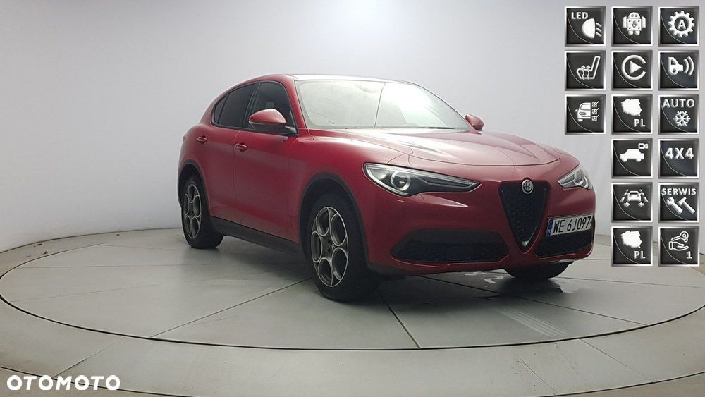 Alfa Romeo Stelvio - 1