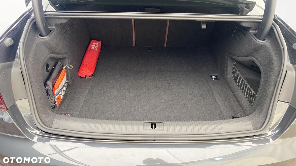 Audi A4 Limousine 35 TDI mHEV S tronic - 12