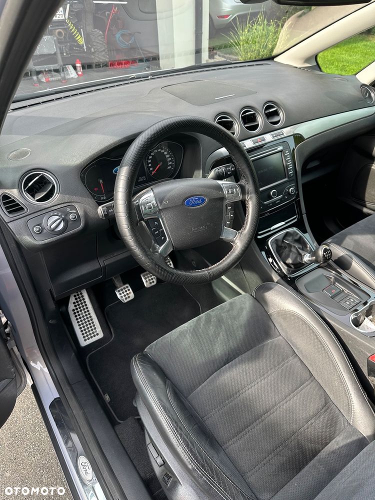 Ford S-Max 2.0 TDCi DPF Titanium X - 14