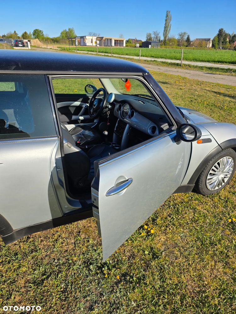 MINI Cooper Standard - 9