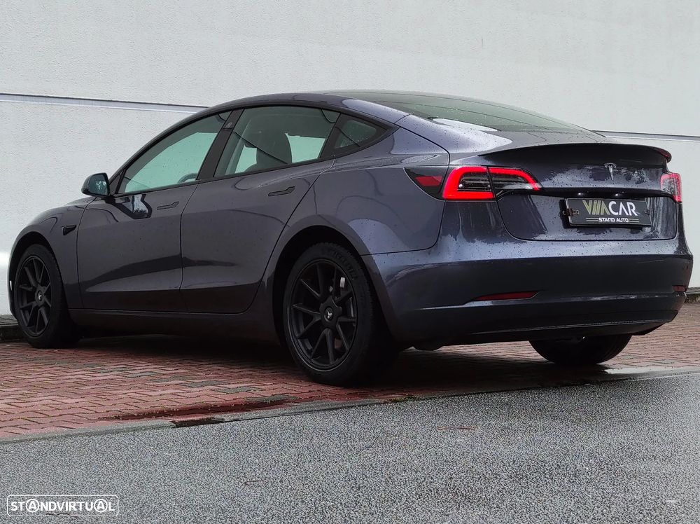 Tesla Model 3 Standard Range Plus RWD - 11