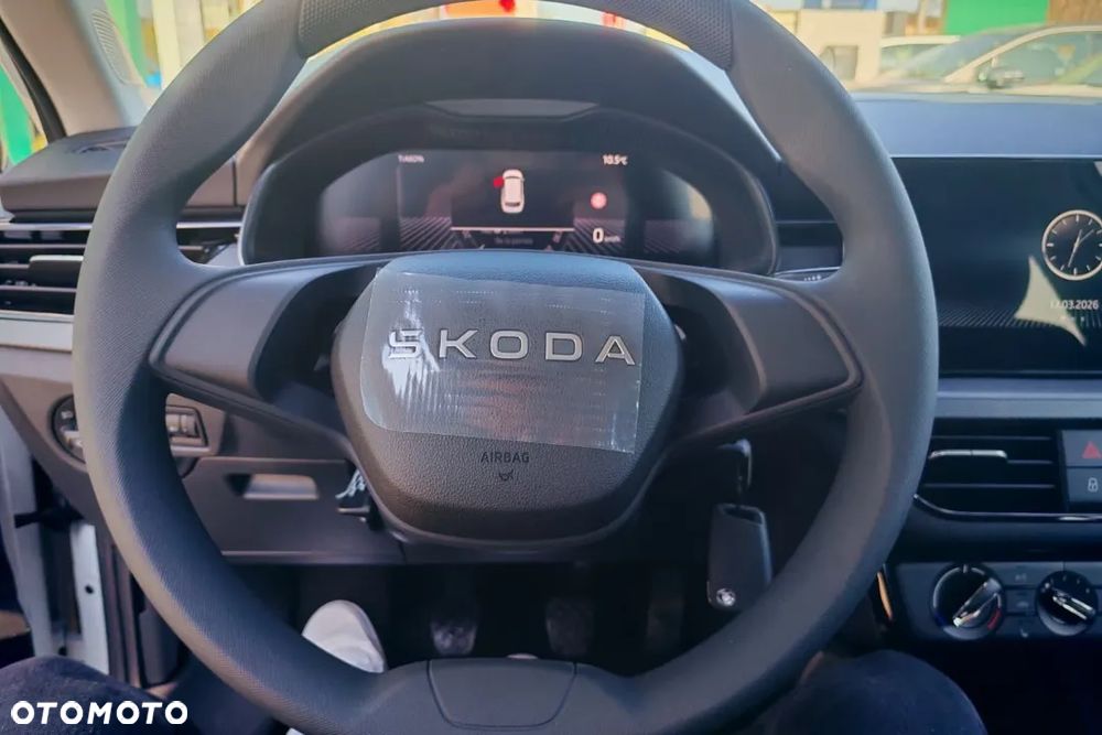 Skoda Kamiq 1.0 TSI Essence - 12