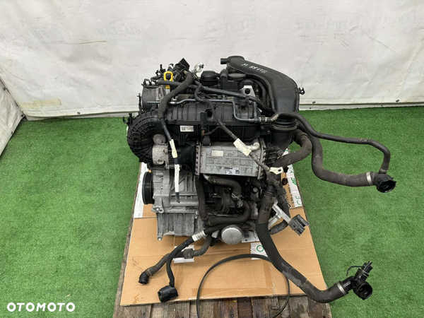 SKODA OCTAVIA IV 2019R SILNIK DPC 1.5 TSI