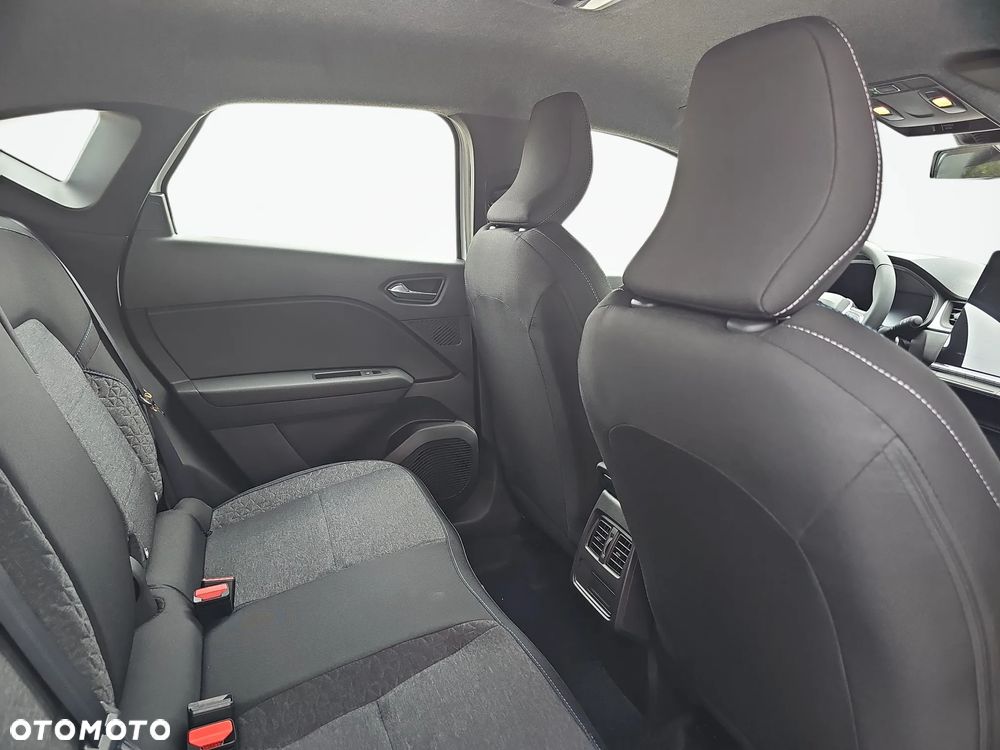 Renault Captur - 24