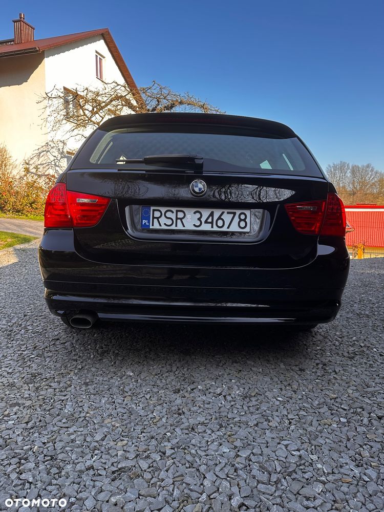 BMW Seria 3 318d - 4