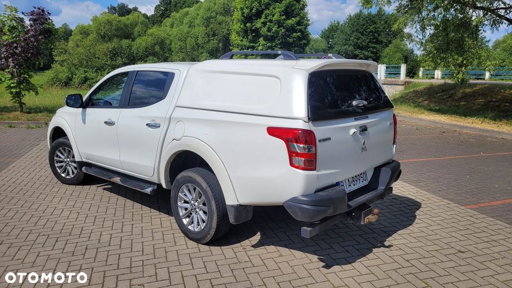 Mitsubishi L200 2.4 d DC Instyle Premiere Edition - 3