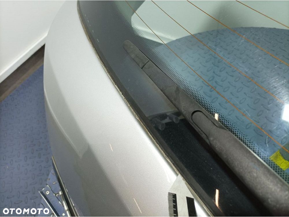 OPEL ASTRA H HB 5D KLAPA BAGAŻNIKA TYŁ TYLNA Z157 - 8