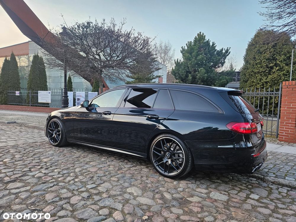 Mercedes-Benz Klasa E 400 4Matic 9G-TRONIC AMG Line - 28