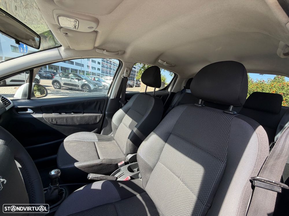 Peugeot 207 1.4 VTi Active - 26