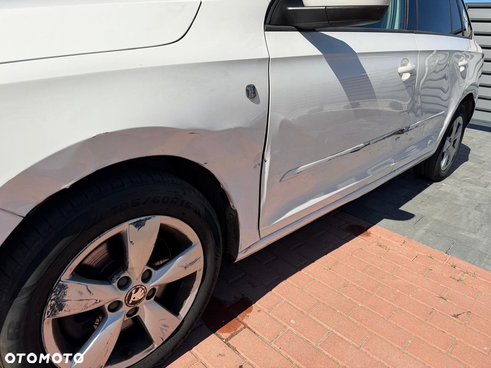 Skoda RAPID 1.6 TDI DSG Active - 9