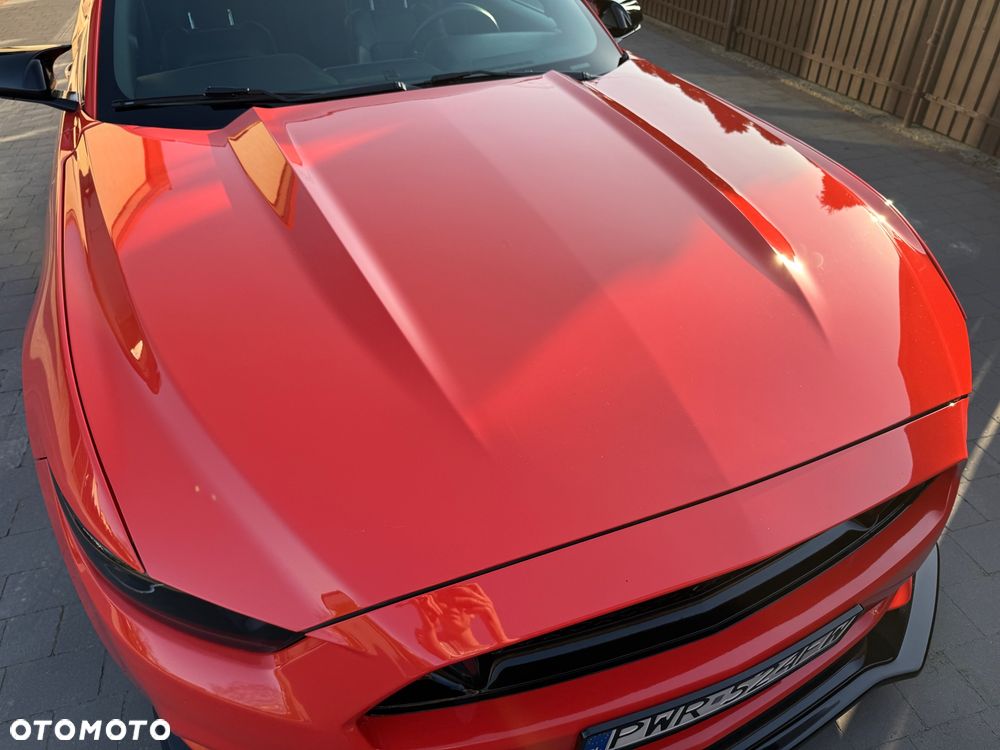 Ford Mustang - 6
