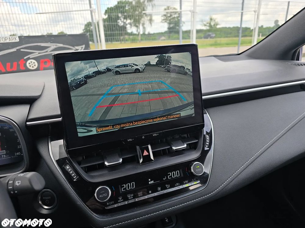Toyota Corolla 1.8 Hybrid Comfort - 29