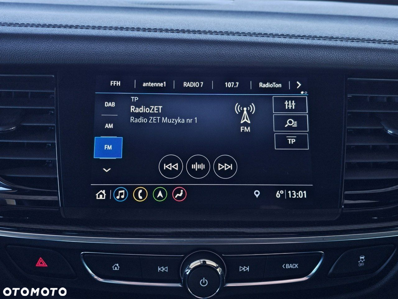 Opel Insignia - 22