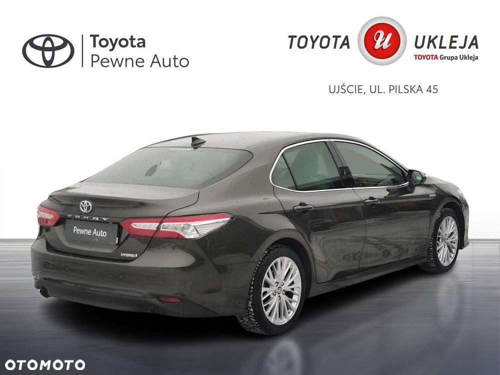 Toyota Camry 2.5 Hybrid Executive CVT - 2