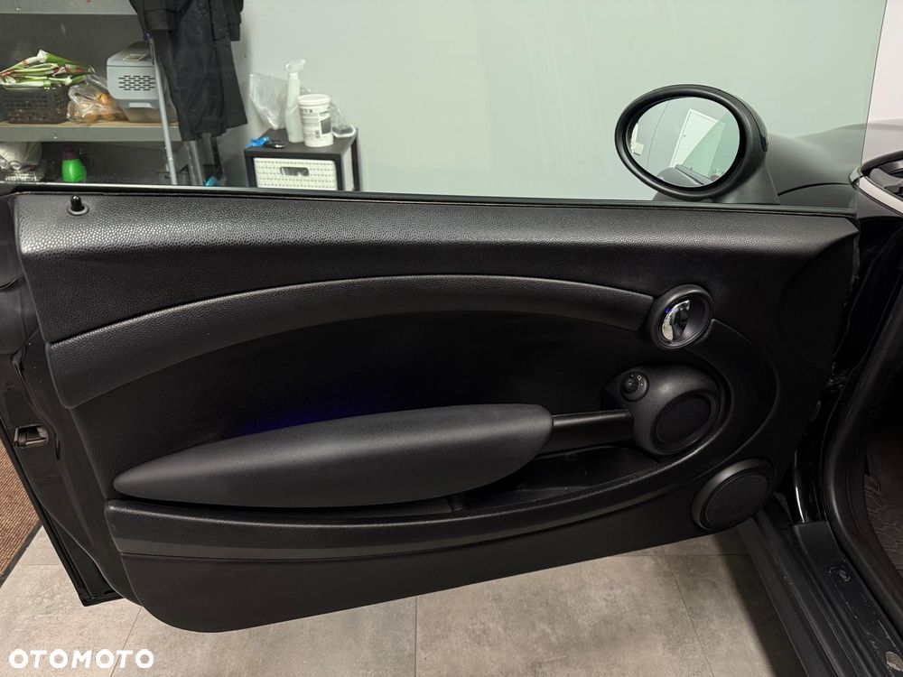 MINI ONE Brick Lane - 13