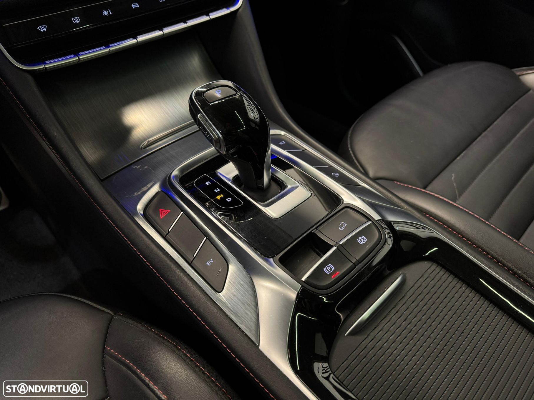 MG EHS 1.5 T-GDI Plug-in Hybrid Luxury - 13