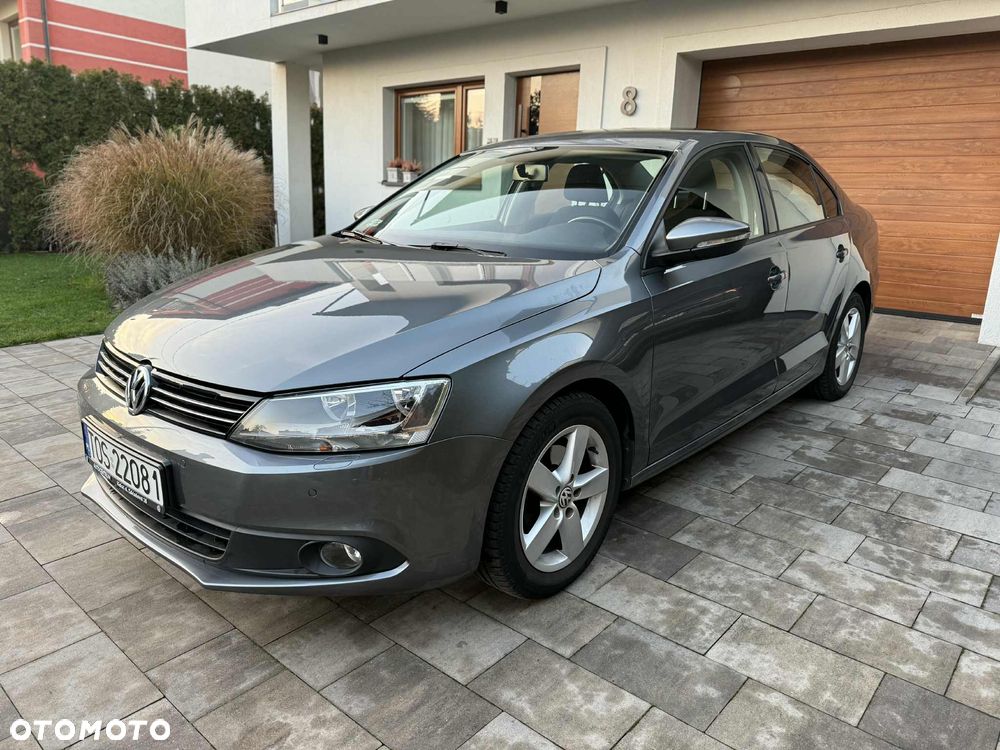 Volkswagen Jetta 1.2 TSI BMT Comfortline - 17