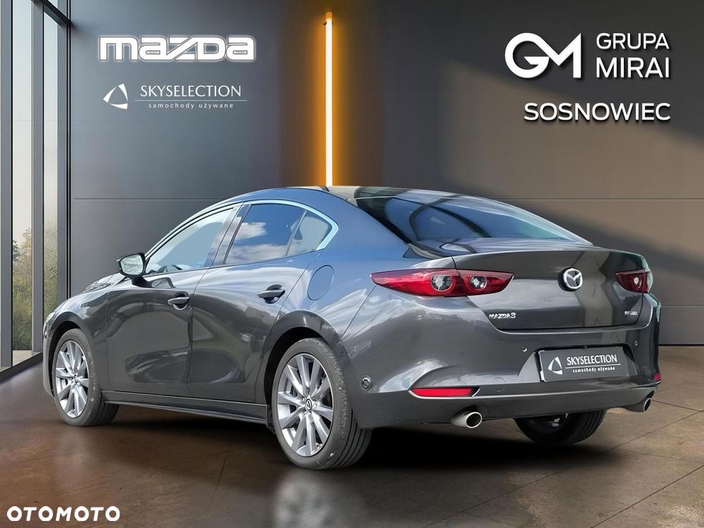Mazda 3 - 4