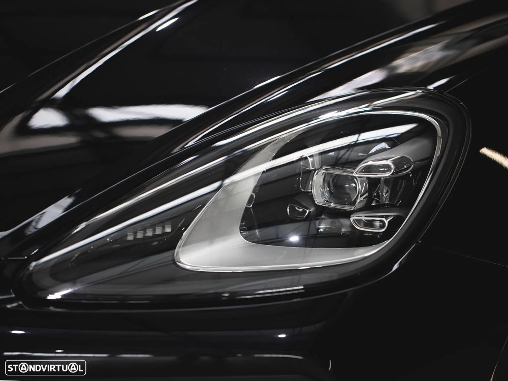 Porsche Cayenne E-Hybrid - 9