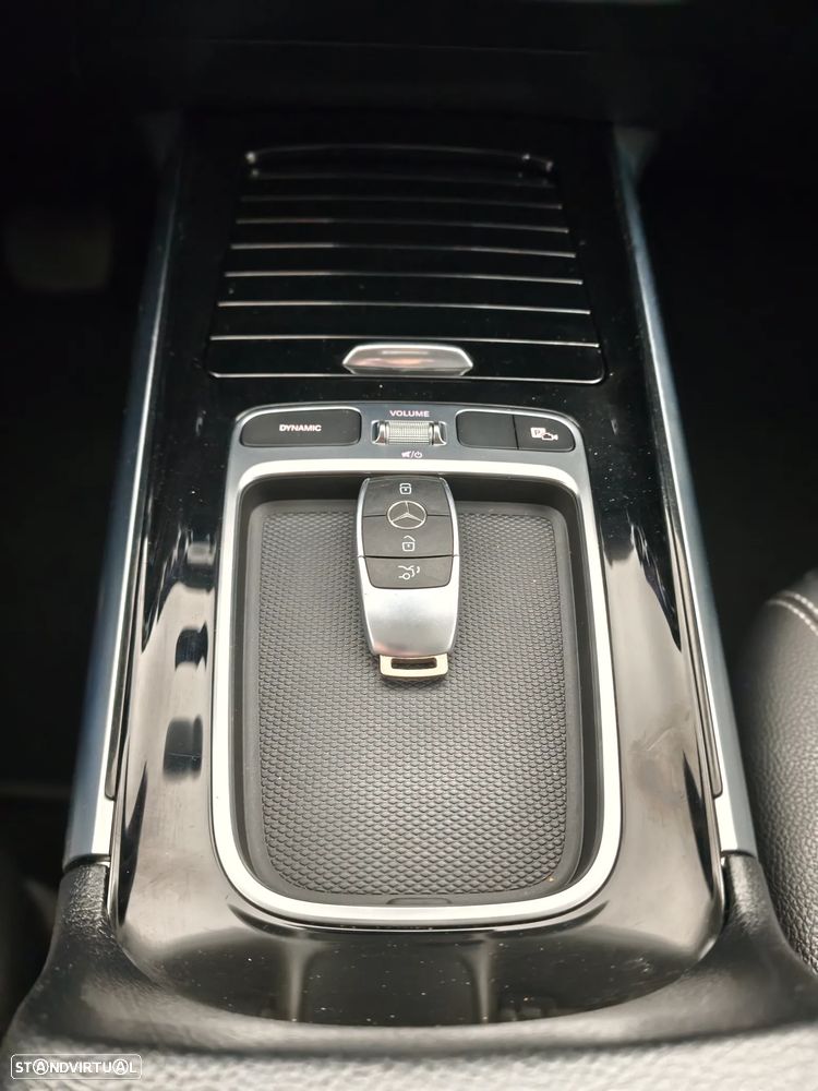 Mercedes-Benz GLA 200 Progressive - 16