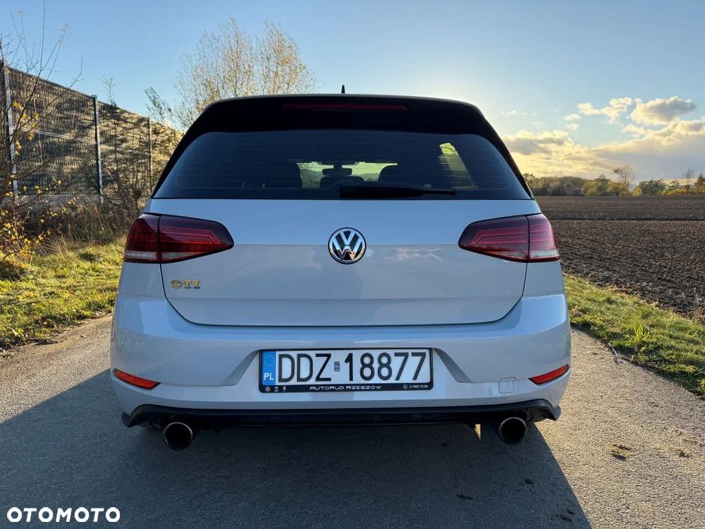 Volkswagen Golf VII 2.0 TSI BMT GTI - 9