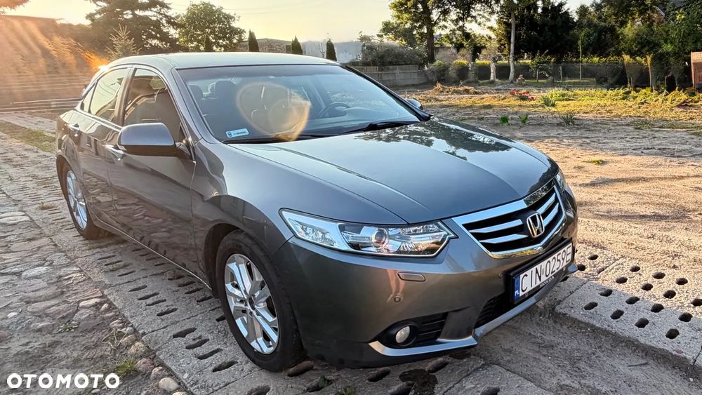 Honda Accord 2.0 Elegance - 2