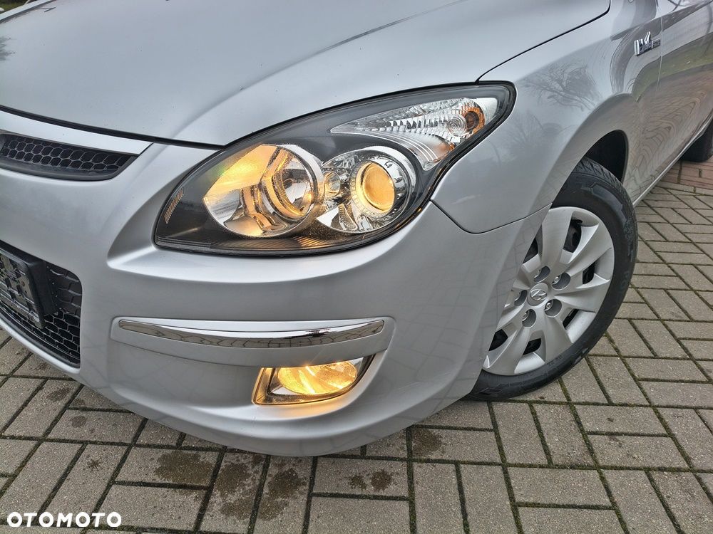 Hyundai i30 1.6 blue Classic - 10