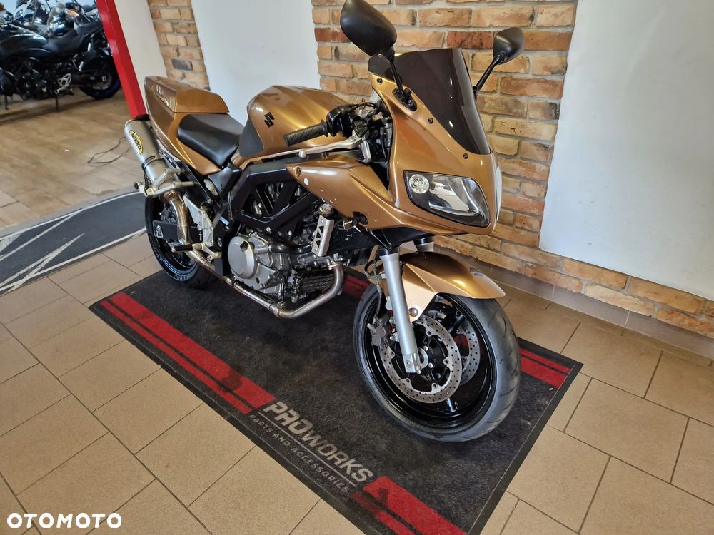 Suzuki SV - 4