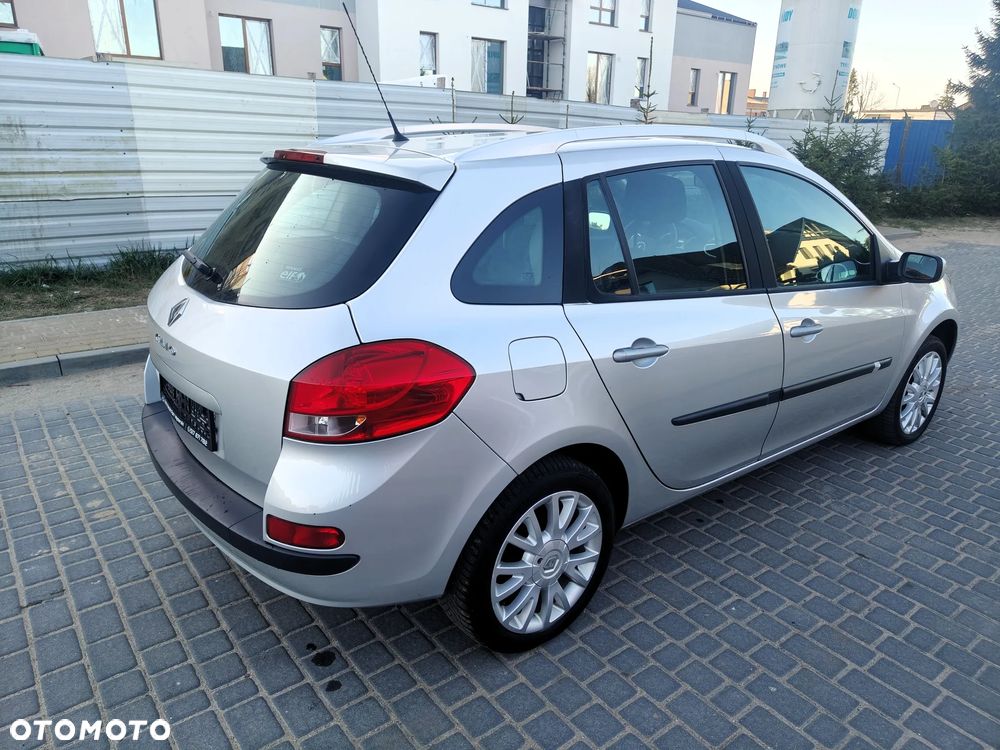 Renault Clio 1.2 TCE Authentique - 8