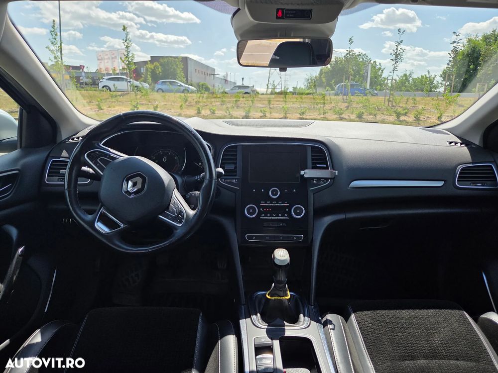 Renault Megane - 7