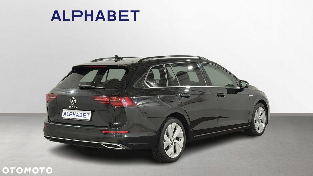 Volkswagen Golf - 6