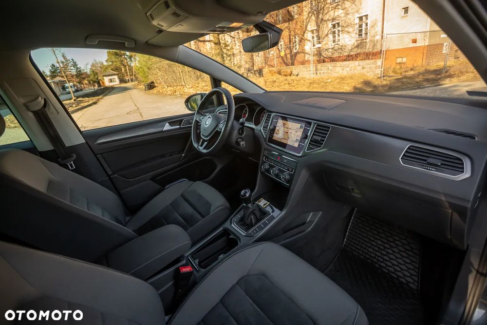 Volkswagen Golf Sportsvan 1.5 TSI ACT OPF Comfortline - 22