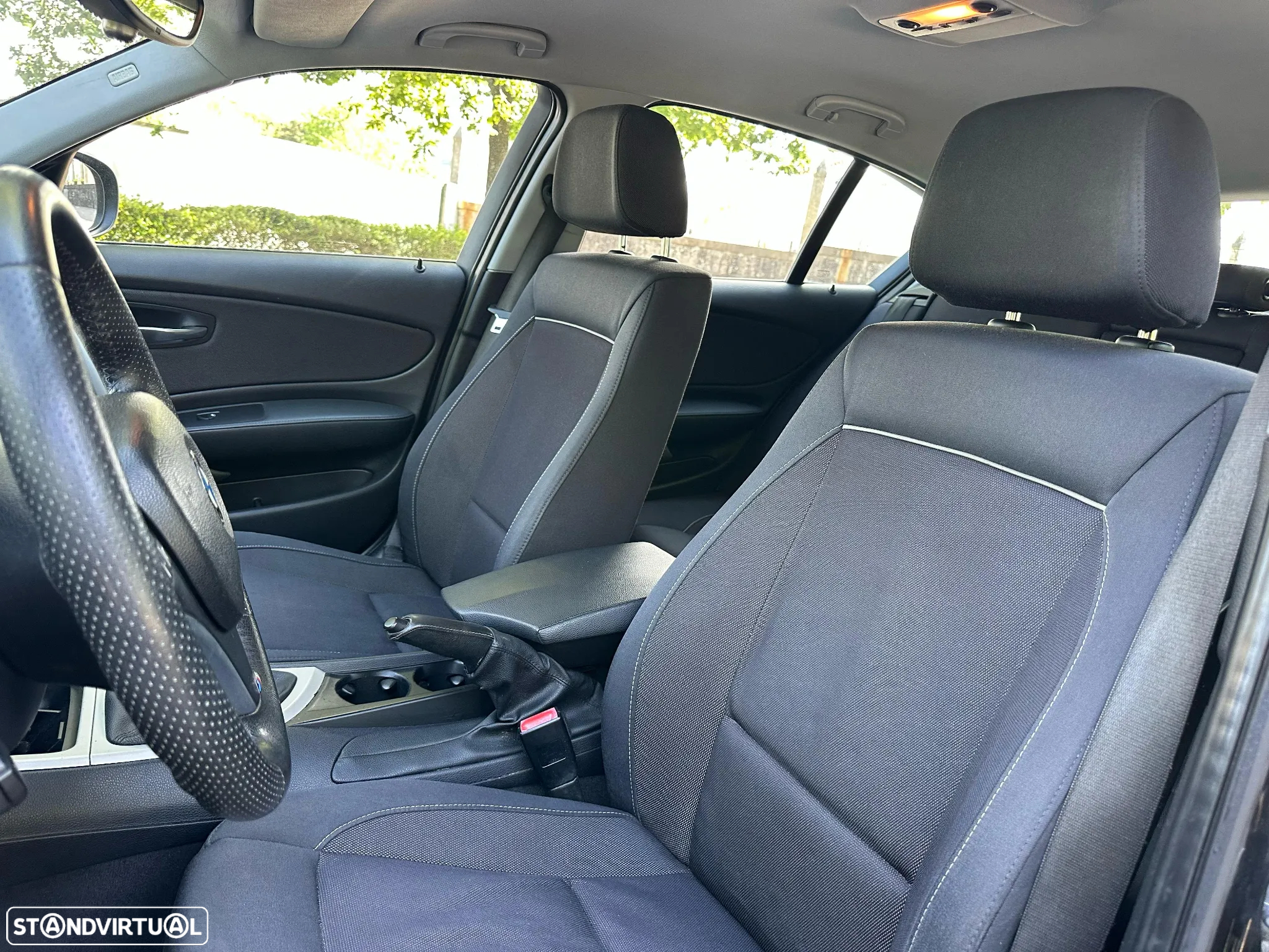 BMW 118 d Pack M - 9