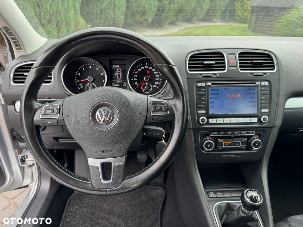 Volkswagen Golf - 18