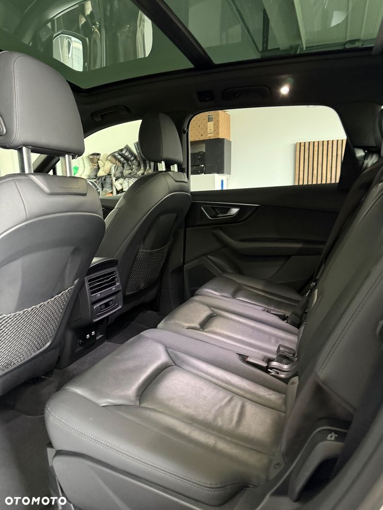 Audi Q7 55 TFSI mHEV Quattro Tiptr - 22