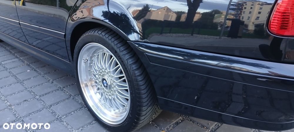BMW Seria 5 - 10