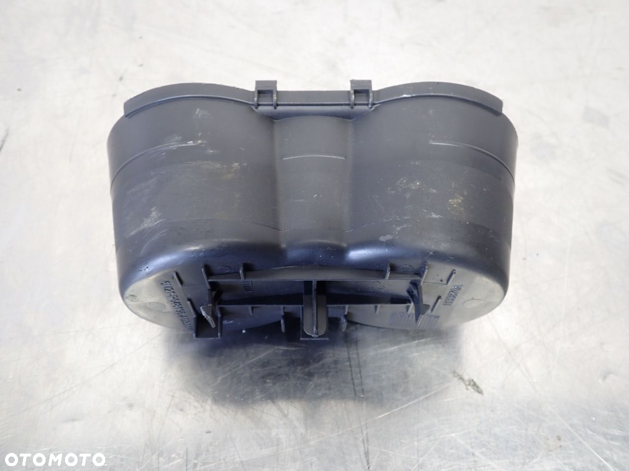 UCHWYT NA KUBEK FORD S-MAX I 6M21-R048196-AD3YYW - 3