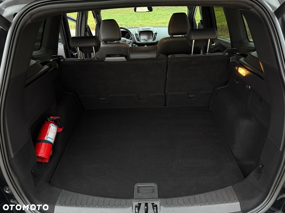 Ford Kuga 2.0 TDCi 4WD Titanium Plus - 24