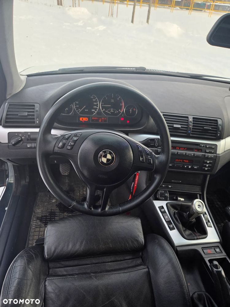 BMW Seria 3 330d - 22